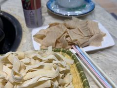 -九寨特色牦牛肉汤锅 羊肉汤锅