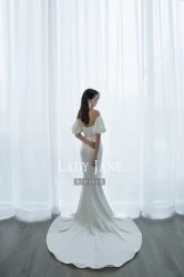 -Lady  Jane高端婚纱礼服馆