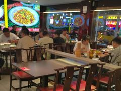 -川流不息·地道川菜·小龙虾(松东路店)