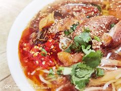 -弥勒卤鸡米线(沪瑞线店)