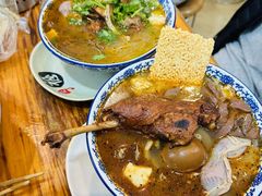 -叶新小吃店(来凤小区总店)
