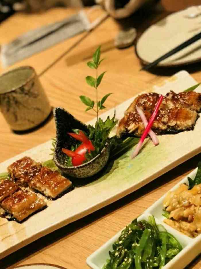 三井日本料理-"出差住在华美达,搜索附近正好96这么一家.