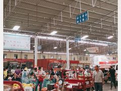 -曼阁市场水果批发市场