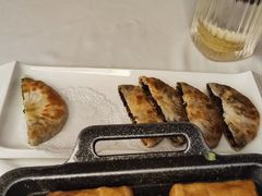 韭菜盒子-同庆楼(大钟寺店)