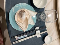 餐具摆设-梅龙镇酒家(南京西路总店)