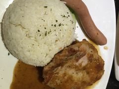 猪扒肠仔饭套餐-南都咖啡西餐厅.全日茶点(福星路店)