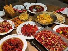 -叶派龙虾•招牌香辣蟹·海鲜(中海国际店)