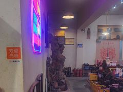 -霄汉牛三鲜湖北砂锅菜(万松园2店)