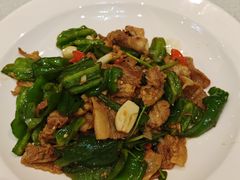 螺丝椒炒五花肉-鲜得莱渔港·小平岛海胆馆(七贤岭店)