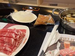 -呷哺呷哺(世贸.工三店)