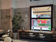 -必胜客(上海华谊新所店)
