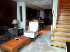 门厅-楼梯-苏州金鸡湖中茵皇冠假日酒店