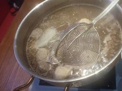 -牛满溢·自助潮汕鲜牛肉火锅(龙汇路店)
