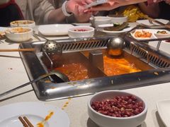 -海底捞火锅鲜切牛肉主题店(长寿路店)