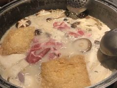 -煲宫猪肚鸡(昆山金鹰国际购物中心店)
