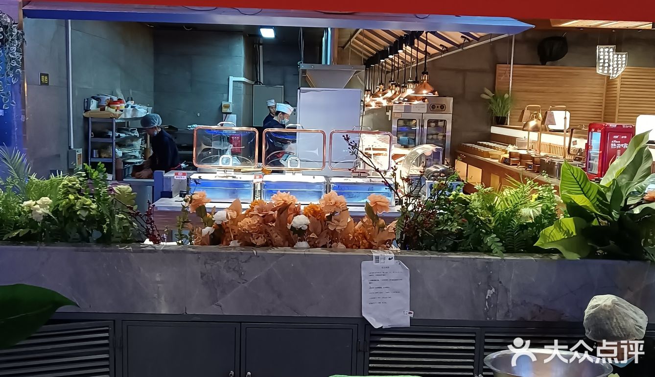 沈阳百元以里的自助餐，究竟有多好吃，天天爆满