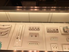 -Tiffany & Co.蒂芙尼
(广州太古汇店)
