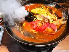 大理酸木瓜煮鱼-雀舞云南菜(乐客城店)