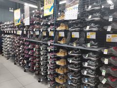 -迪卡侬(高新万达店)