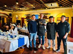 -浦鸿会游泳健身中心·Ambassy Club PD(金桥碧云国际社区店)