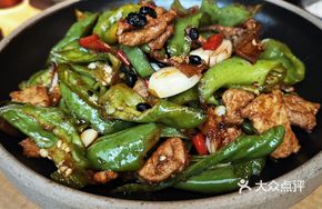 Home-style Pepper Stir-fried Pork