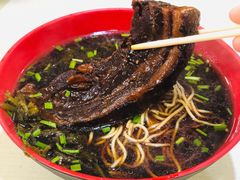 -小龙大肉面馆