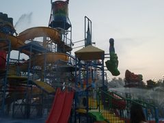 -泸州欢乐派海滩公园