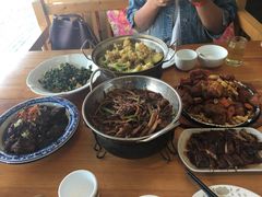 -乌镇那一年小院主题餐厅(甘泉西路店)