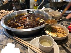 -肖肖酸萝卜鱼火锅(总店)