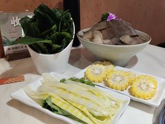 -喃喃椰·糟粕醋·椰子鸡火锅(七堡花园店)