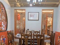 -乡土黄·鲜牛肉火锅·小龙虾(兴业街店)