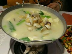 -赶海部落海鲜城(海阳路店)