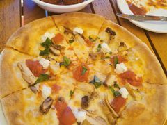 传统玛格丽特披萨-城市大道红炉披萨烘焙坊