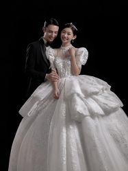 -至臻微拉婚纱摄影