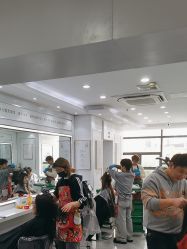-镁连社·美联社