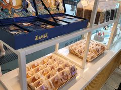 -焙丽拾光(麦凯乐直营店)