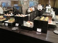 -圣丰索菲特·2 On 988 Café 自助餐厅
