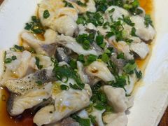 -魏铭鱼头捞饭(晋阳路店)