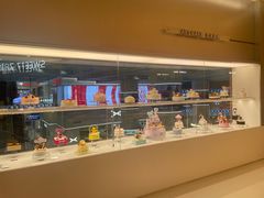 -好利来(上海长宁龙之梦店)