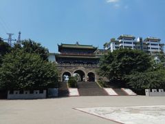 -中国宜宾·长江地标广场