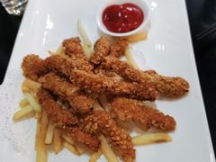 -河畔春天时尚餐厅