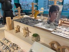 -Trend1881视光·蔡司视觉(领展广场店)