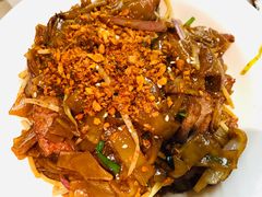 -新大咀港式茶餐厅(宝山万达店)