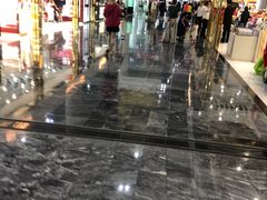 -中免(澳门机场免税店)