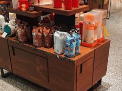 零售区-星巴克臻选(北京颐堤港中心第二店)