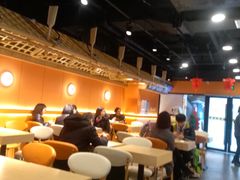 大堂-鱼你在一起(奉贤宝龙城广场店)