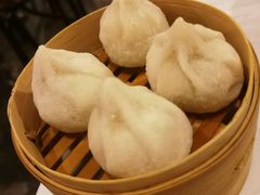 鱼蛋皮小笼包-鲜入围煮花胶鸡海鲜火锅