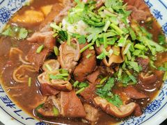 卤煮火烧-门框胡同百年卤煮(新街口店)