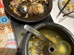 -云海肴·汽锅鸡·云南菜(天山百盛优客店)