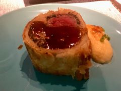 惠灵顿牛排-弦月窗LUNETTE BY AMANDA(复兴路店)